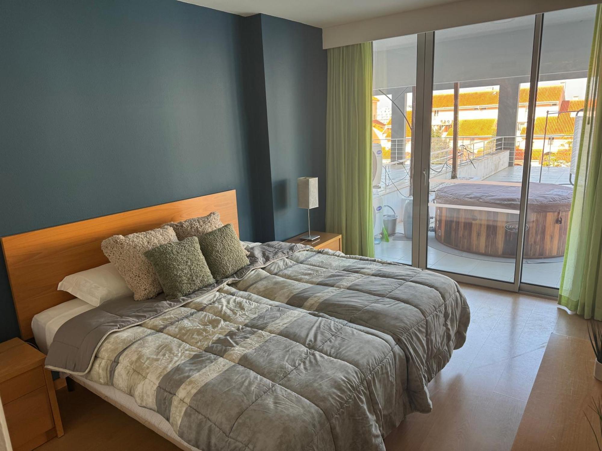Newly Refurbished 2 Bed Appt Виламура Экстерьер фото