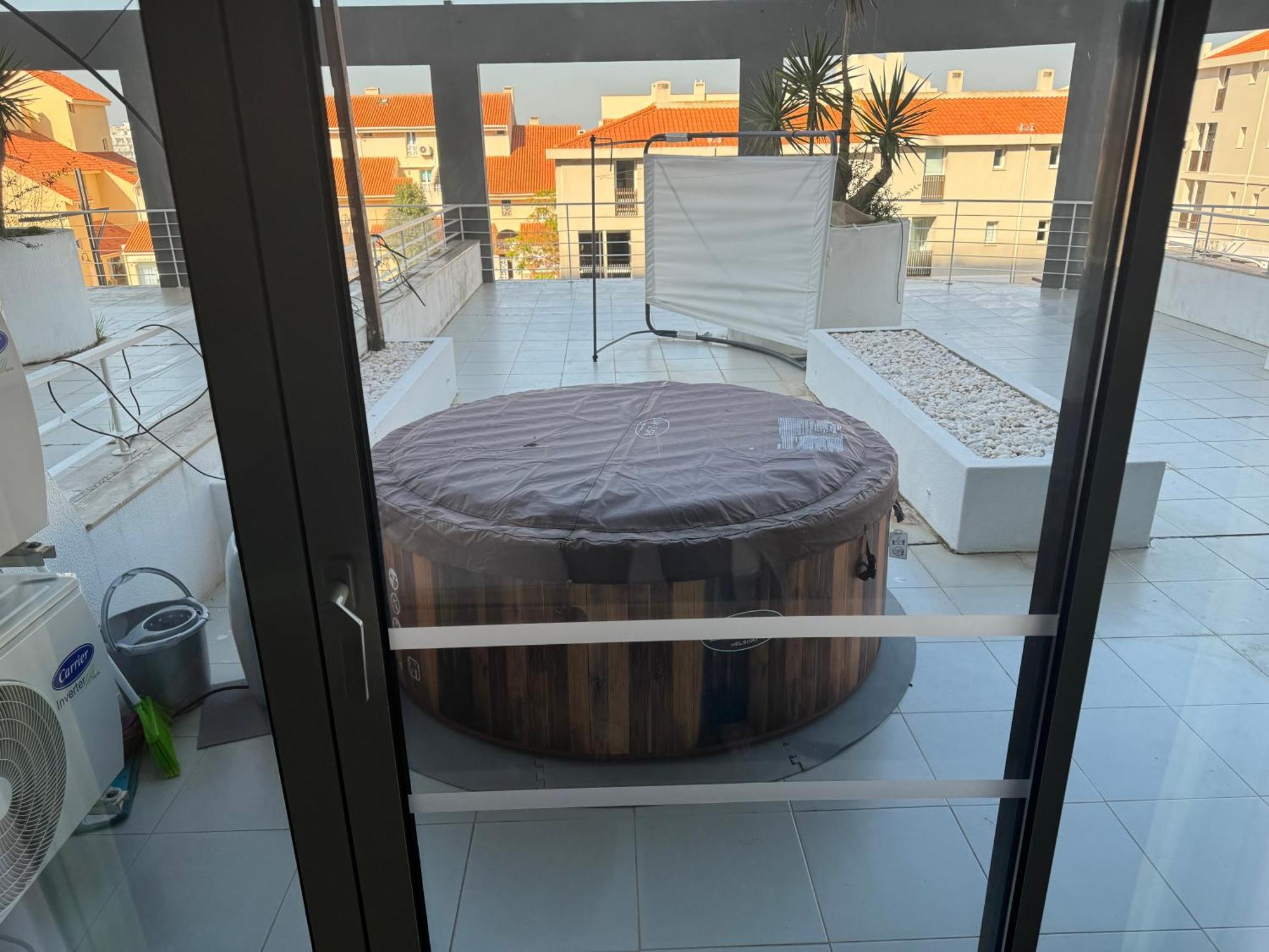Newly Refurbished 2 Bed Appt Виламура Экстерьер фото